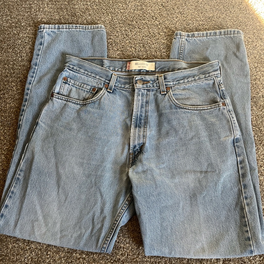 Levi’s relaxed fit 550 34x32
